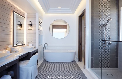Huntington Beach Resort | The Waterfront Beach Resort, A Hilton Hotel