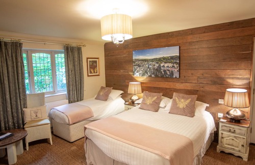 Tuckenhay Bed & Breakfast | The Waterman's Arms