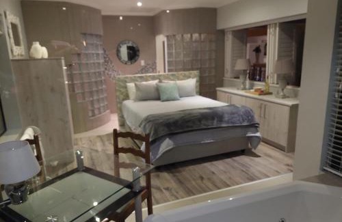 Sandbaai House | The Waves of Schulphoek