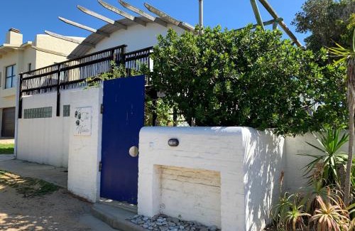 Arniston House | The Weaver