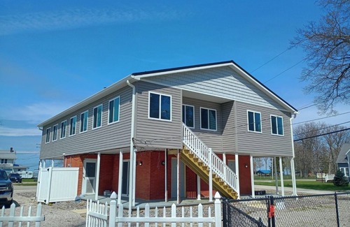 Geneva-on-the-Lake Apartment | The Weekender Unit #1