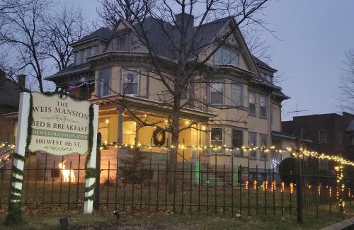 Waterloo Bed & Breakfast | The Weis Mansion Bed and Breakfast