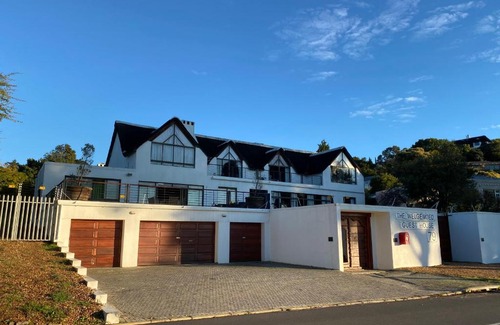 Eikenbosch House | The Welgemoed Guest House