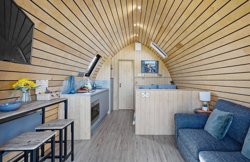 Wells Ski Chalet | The West Front, Cathedral View - a chalet that sleeps 2 guests in 1 bedroom