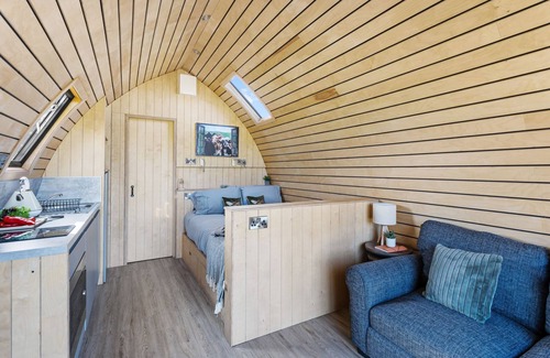 Wells Ski Chalet | The West Front, Cathedral View - a chalet that sleeps 2 guests in 1 bedroom