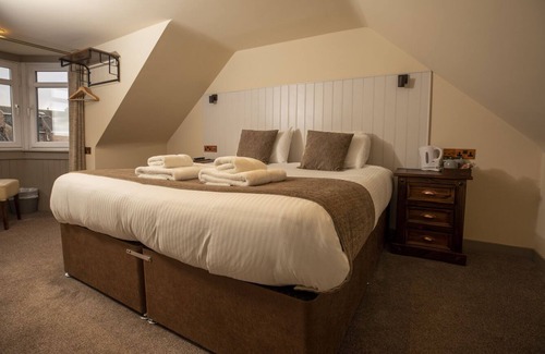 Oban Hotel | The Whisky Vaults