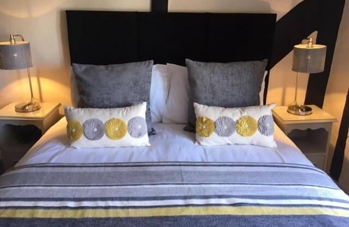 Newenden Hotel | The White Hart