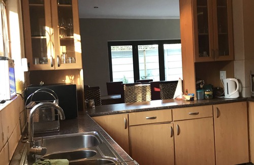 Fish Hoek House | The White House in fabulous Fish Hoek