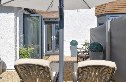 Worthing House | The White House Retreat