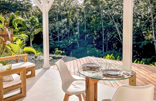 Sainte-Rose House | The White Palm - Tropical Bungalow