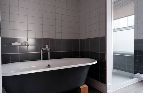 Southampton City Centre Hotel | The White Star Tavern