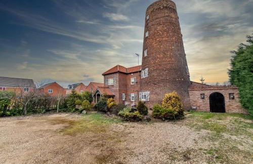 Peterborough House | The Windmill by TJ Serviced Property