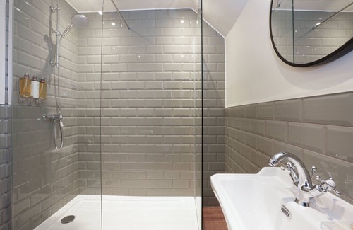 Hollingbourne Hotel | The Windmill