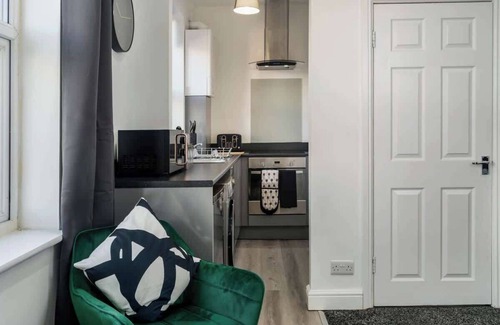Meanwood House | The Windsor - 2 Bed Home in Leeds