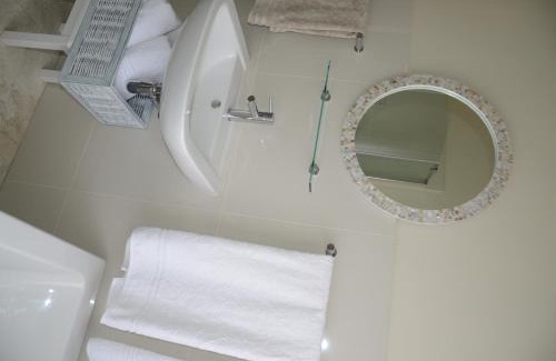 Eikenbosch House | The Winelands Guest House