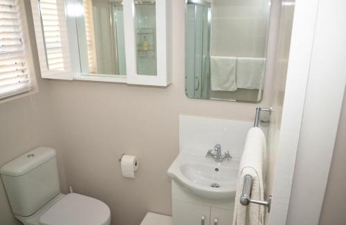 Eikenbosch House | The Winelands Guest House