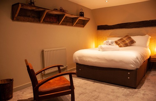 Lingfield Hotel | The Wiremill