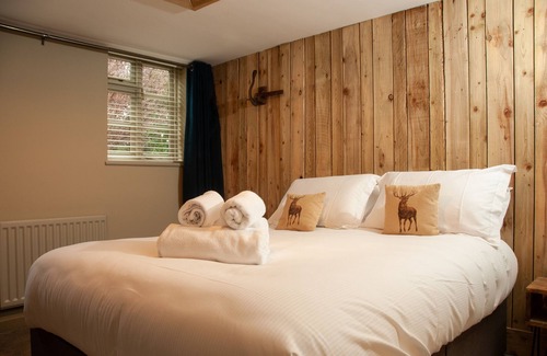 Lingfield Hotel | The Wiremill