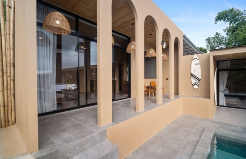 Thep Kasattri Villa | The Wood Terrace