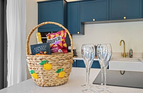 Abergavenny Villa | The Wren - Luxury Retreat