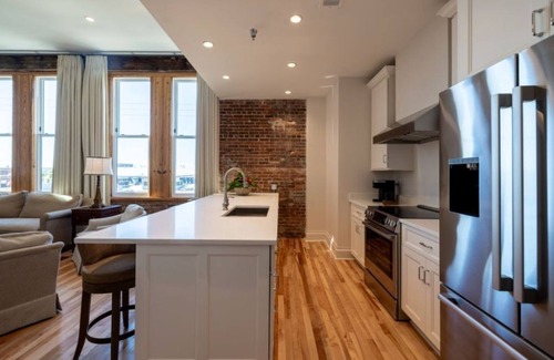 Brunswick Apartment | The WRIGHT