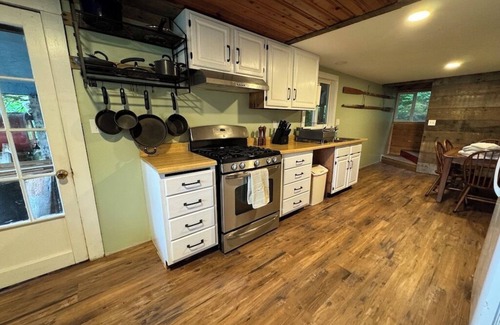Elfin Cove House | The Yellow House