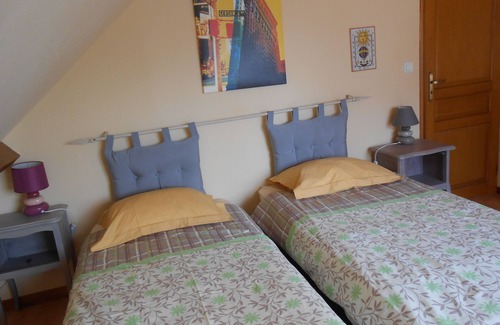 Aubigny House | The "Yellow" room for two people