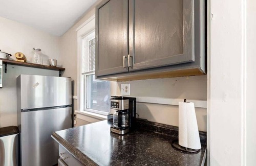 Midtown Apartment | TheReserve@Midtown~Evergreen Historical District