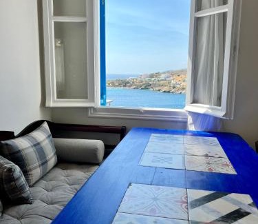 Mpatsi Apartment | Theros (Θέρως)