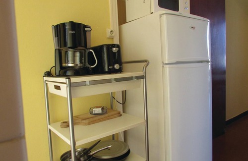Algajola Apartment | These charming vacation apartments (see FKO114) with a view of the Corsican mountains are part of a