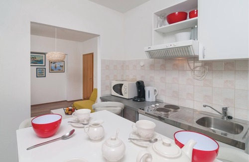 Kamen Apartment | These simply and nicely furnished apartments are located on the outskirts of Split.