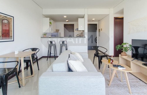Asuncion Apartment | This apartment is a 1 bedroom(s), 1.5 bathrooms, located in Asunción, Asunción.
