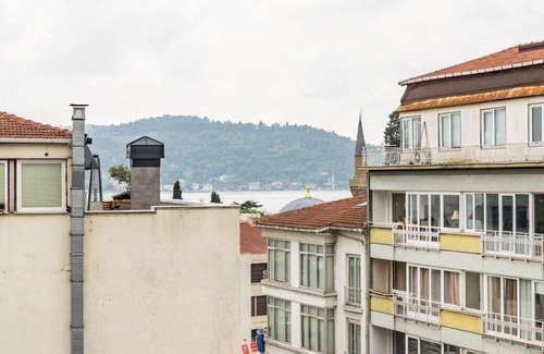 Etiler Apartment | This apartment is a 2 bedroom(s), 1 bathrooms, located in Beşiktaş, İstanbul.
