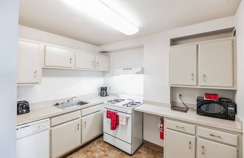 Downtown Harrisburg Apartment | This apartment is a 1 bedroom(s), 1 bathrooms, located in Harrisburg, PA.