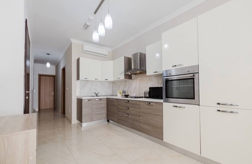 Paceville Apartment | This apartment is a 2 bedroom(s), 1 bathrooms, located in St. Julian's, null.