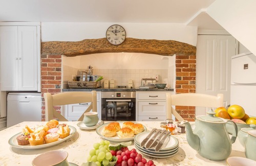 Ebbesborne Wake Cottage | This beautiful 300-year-old detached thatched cottage nestled within the stunning Cranborne Chase.