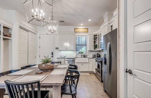 Eufaula Condo | This condominium is a 3 bedroom(s), 2 bathrooms, located in Carlton Landing, OK.