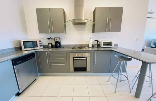 Jaco Condo | This condominium is a 2 bedroom(s), 2 bathrooms, located in Jacó Beach, Provincia de Puntarenas.