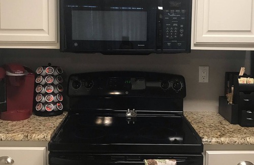 Highland Lake Estates Condo | This cozy 1 bedroom condo is located on the The Island on Lake Travis.