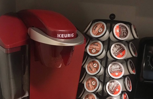 Highland Lake Estates Condo | This cozy 1 bedroom condo is located on the The Island on Lake Travis.