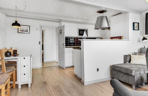 Brunsnaes House | This cozy vacation home is located in the first row to the Flensburg Fjord at Brunsnæs Strand.