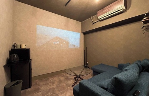 Chuo-ku House | This facility offers the extraordinary experience /Fukuoka Fukuoka