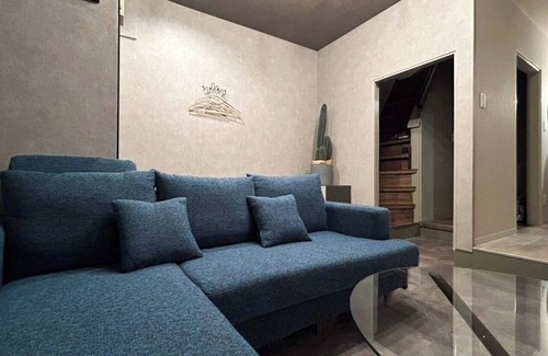 Chuo-ku House | This facility offers the extraordinary experience /Fukuoka Fukuoka