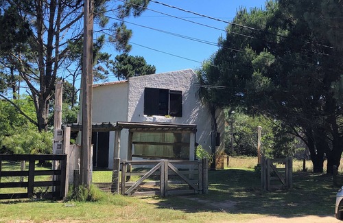 La Paloma House | This gorgeous and cozy house is only 4 blocks from the best beach in the area!