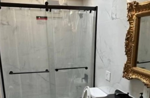 Huntington Station House | This house is a 3 bedroom(s), 2 bathrooms, located in Huntington Station, NY.