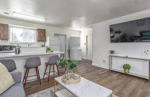 Livermore House | This house is a 1 bedroom(s), 1 bathrooms, located in Livermore, CA.