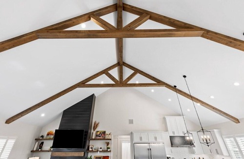 Lancaster House | This house is a 4 bedroom(s), 3 bathrooms, located in Lancaster, KY.