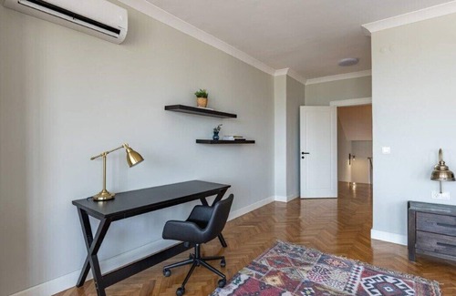 Tarabya Mahallesi House | This house is a 5 bedroom(s), 4.5 bathrooms, located in Sarıyer, İstanbul.