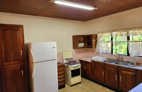 Diego Martin House | This is a Family Friendly property ideal for groups of 6-10 people.