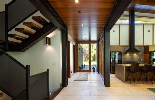 Indian Trails House | This modern mountain residence is located in Jackson Hole, Wyoming.